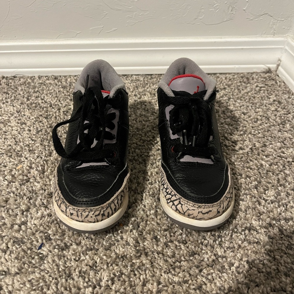 Air Jordan 3 Retro OG “Black Cement”